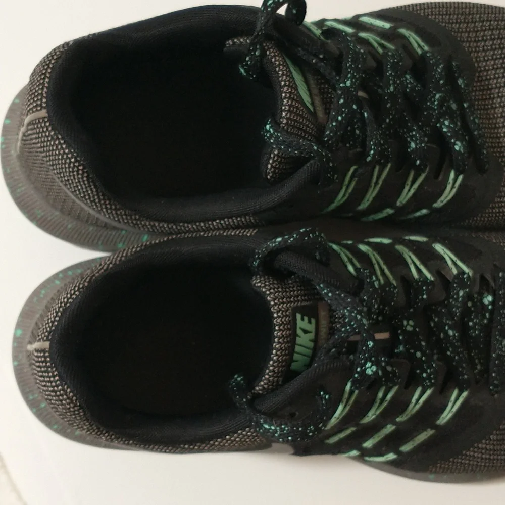 Nike Run Swift, Black And‎ Teal, Running, Women's Size 9